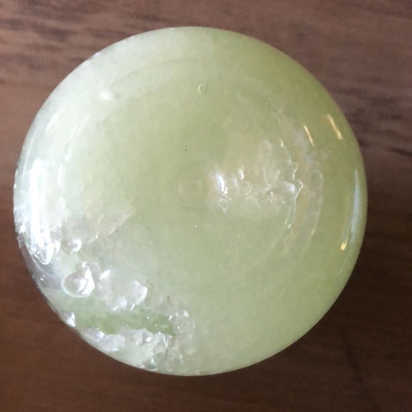 New L'Occitane Verveine Body Salt Scrub (14.1 oz) - Picture 6 of 8